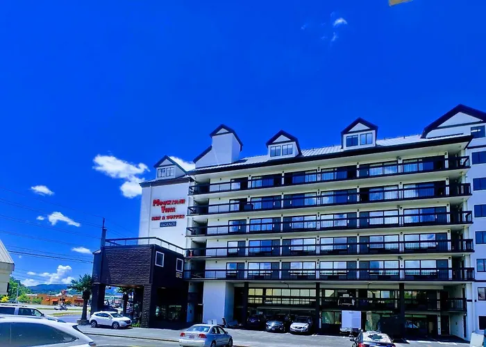 Mountain Vista Inn & Suites - Near The Island Inpigeon Forge